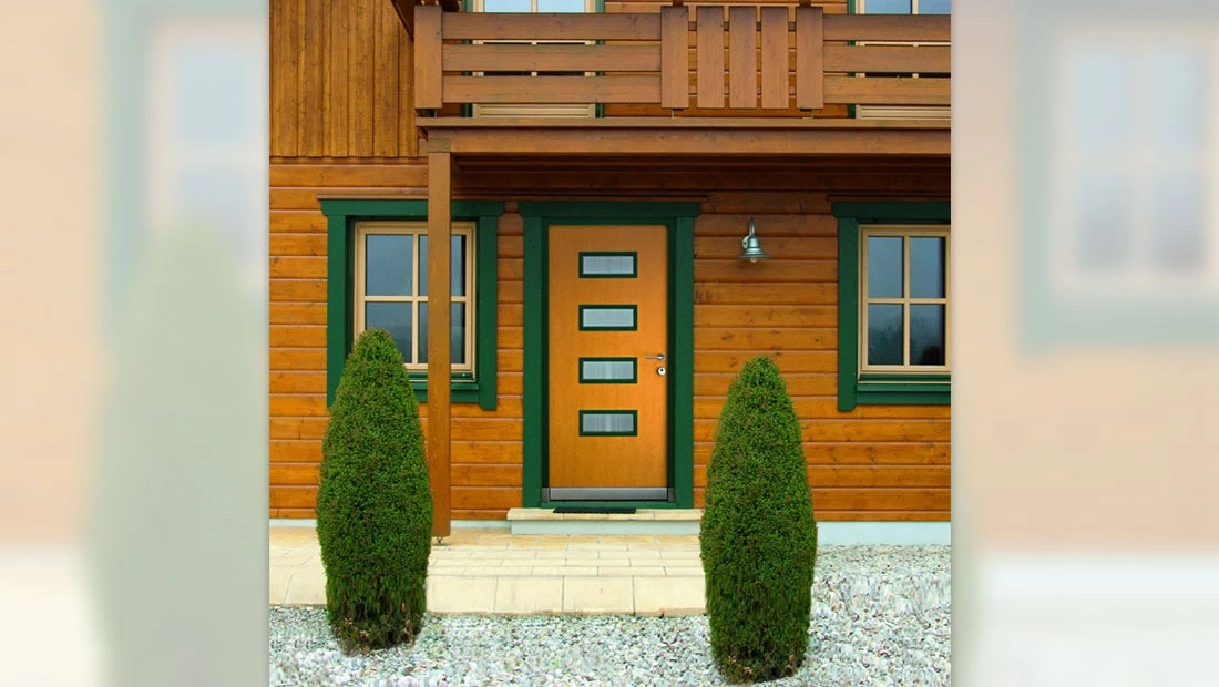 Ușă de exterior din lemn Jota cu sticlă satinată - Kulttur București