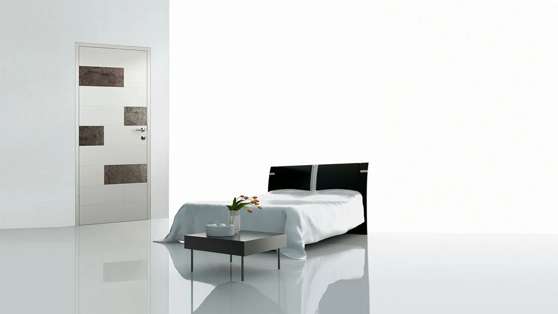 Usa cu ardezie vopsita alb