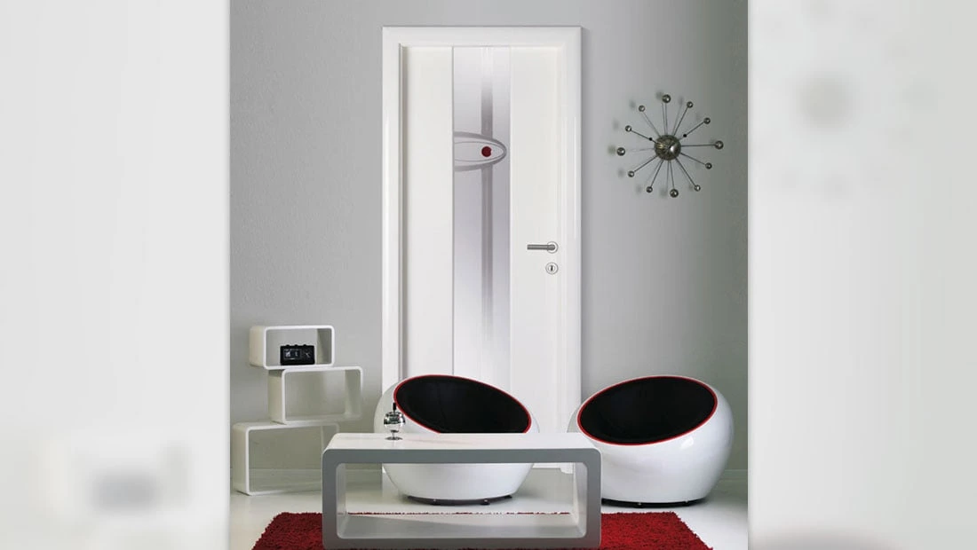 usa de interior model Atlantis cu sticla securizata